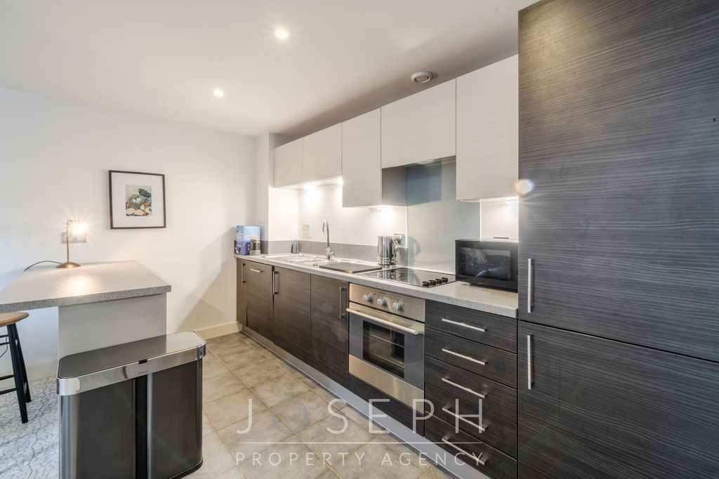 Additional image 5 of 2 bed flat to rentKey Street, Ipswich IP4