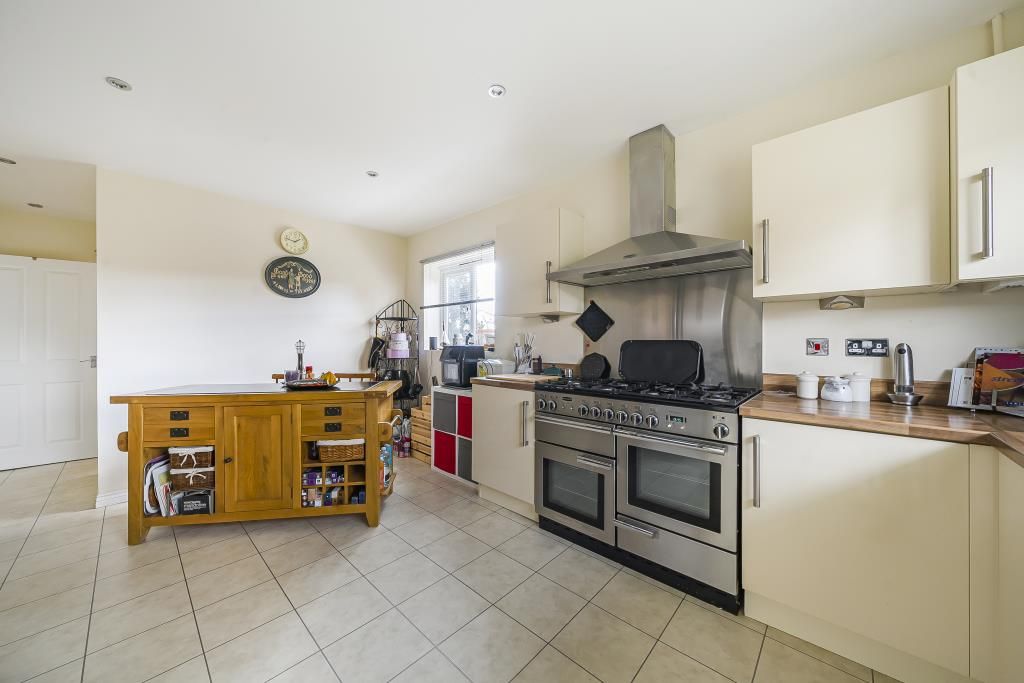 Property photo 2 of 25 Photos