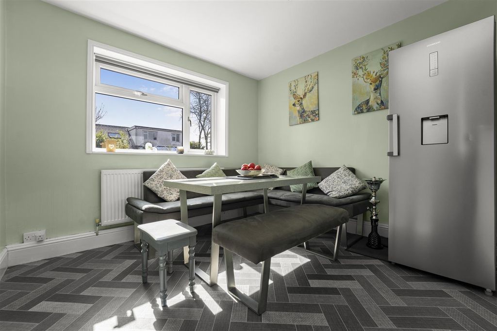 Property photo 2 of 17 Dsc08837.Jpg