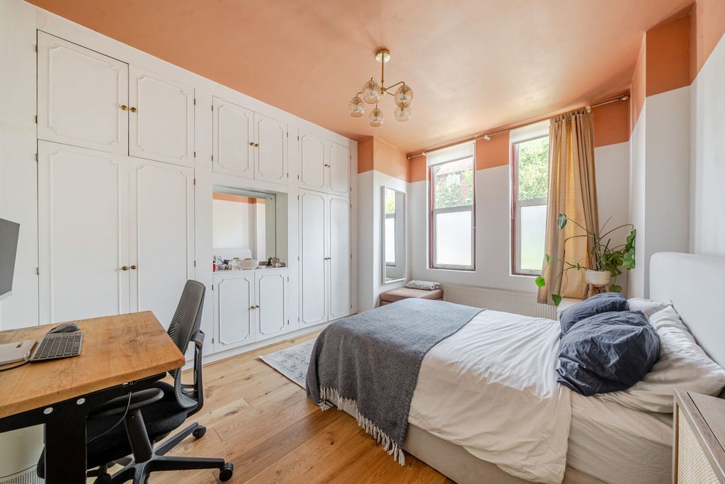 Property photo 3 of 13 1492788-2-6A5503E...