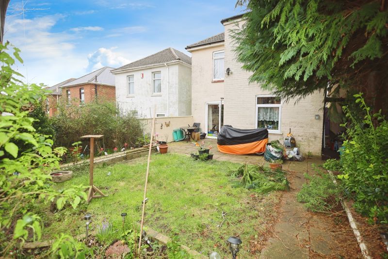 Property photo 2 of 18 Photo 16