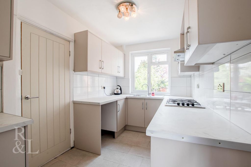 Additional image 7 of 3 bed flat for saleAbbey Road, West Bridgford, Nottingham NG2