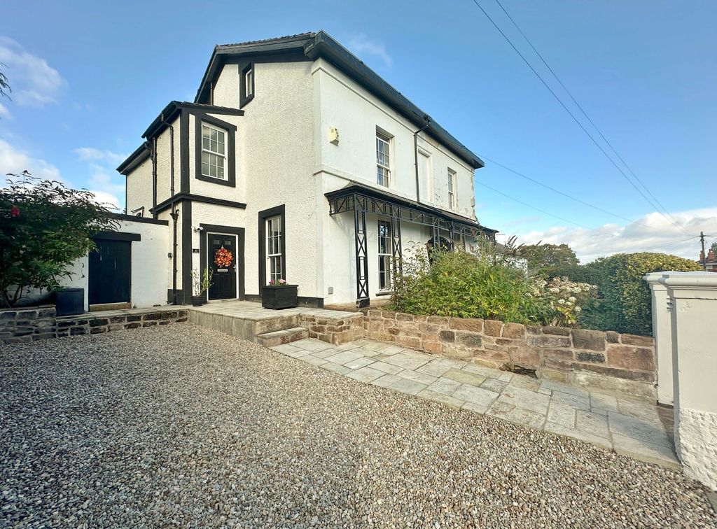 Property photo 1 of 32 Photo 26