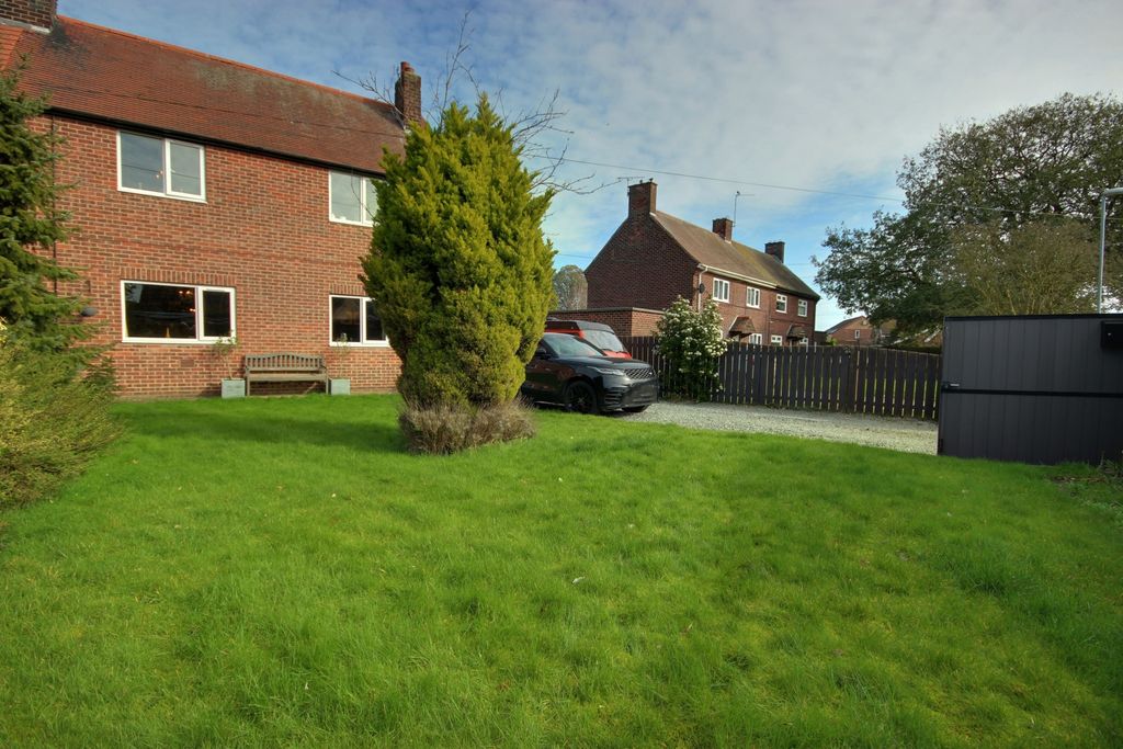Property photo 1 of 21 1 Front A