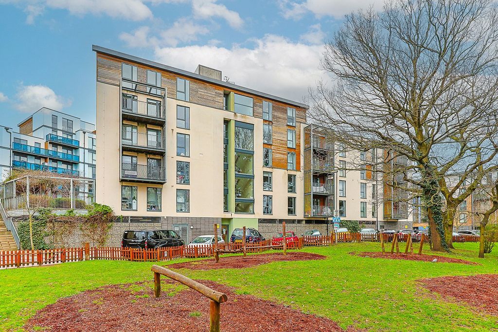 Property photo 1 of 14 Picture No. 17