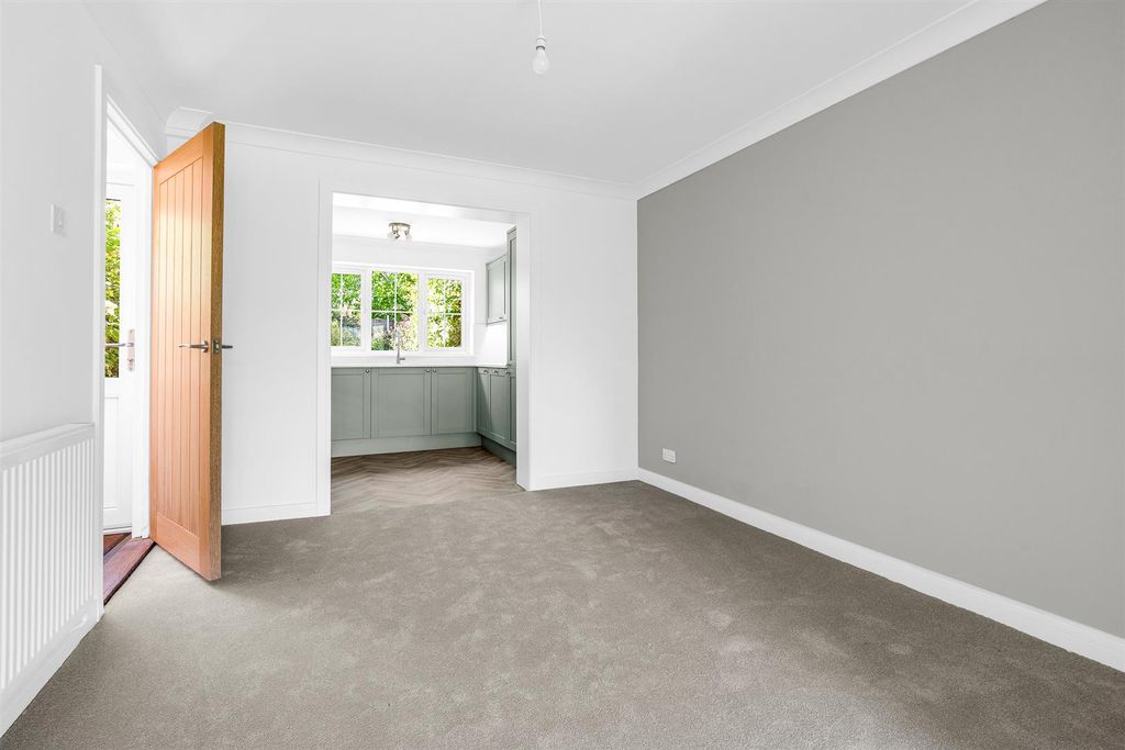 Property photo 3 of 18 Internal -3.Jpg