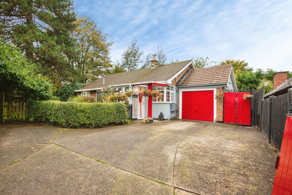Property photo 1 of 17
