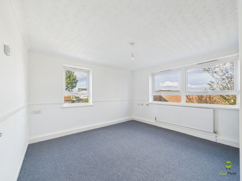 Property photo 2 of 6 Presented By Kevin At Ewemove Bexleyheath And Dart