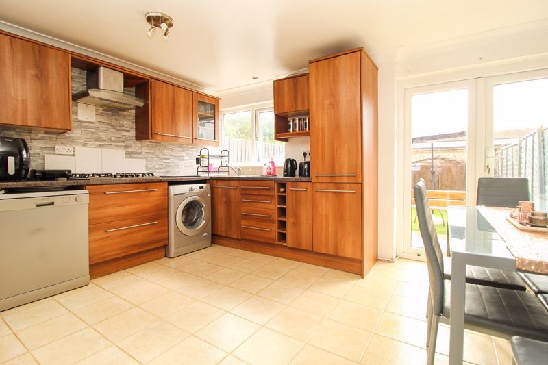 Property photo 2 of 13 Kitchen/Diner