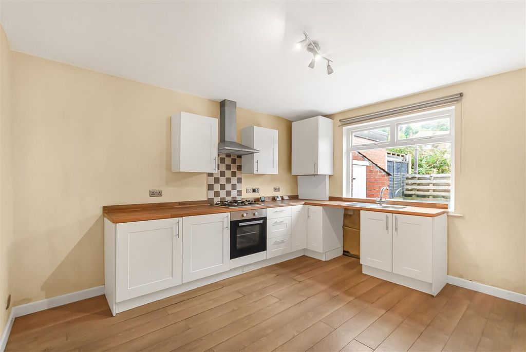 Property photo 3 of 19 Kitchen/ Diner