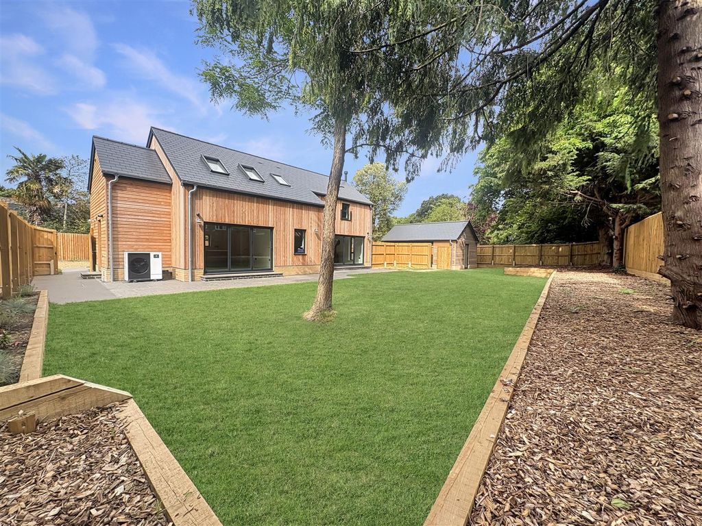Property photo 3 of 16 B6c9d591F945A4Bd73A0Acb8Fcf42c091F09Ac40.Jpg