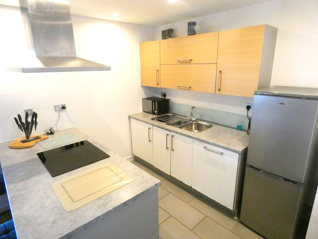 Property photo 3 of 22