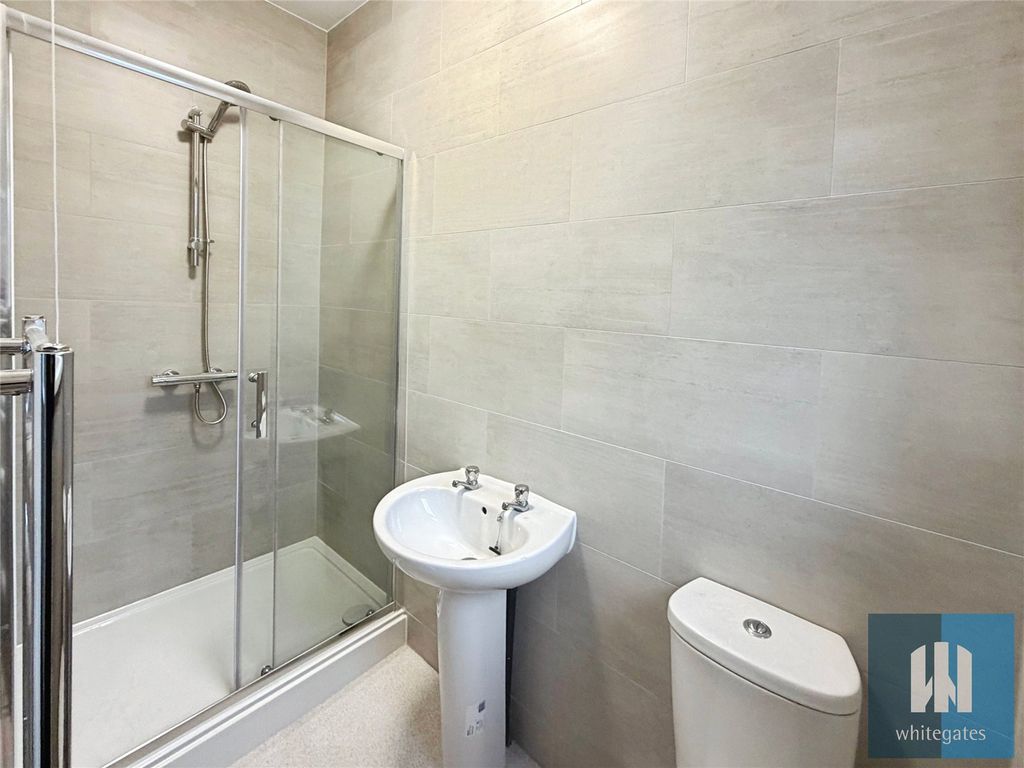 Property photo 3 of 15 Picture No. 18