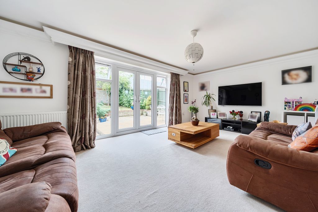 Property photo 3 of 18 131285414685Bfda772A1E