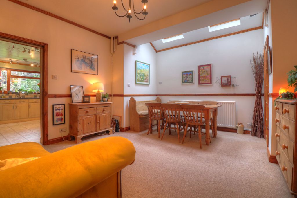 Property photo 2 of 29 Dining Room