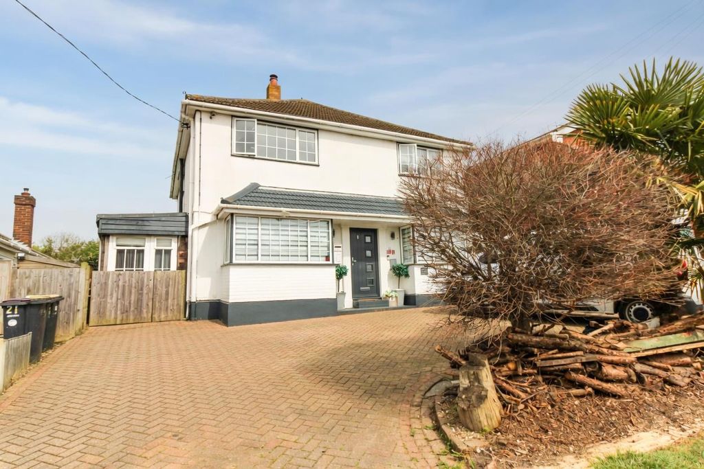 Property photo 2 of 22 Front