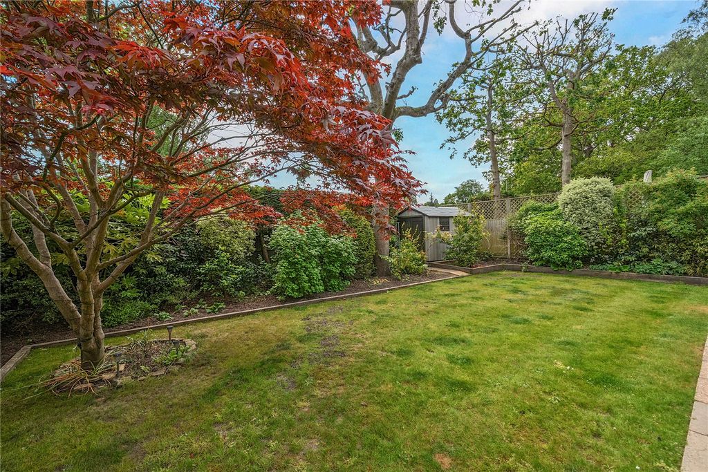 Additional image 19 of 6 bed detached house for saleLightwater, Surrey GU18