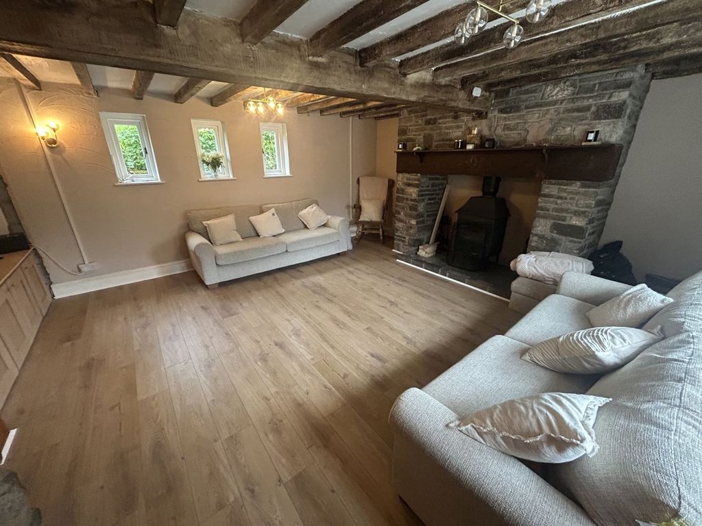 Property photo 2 of 24