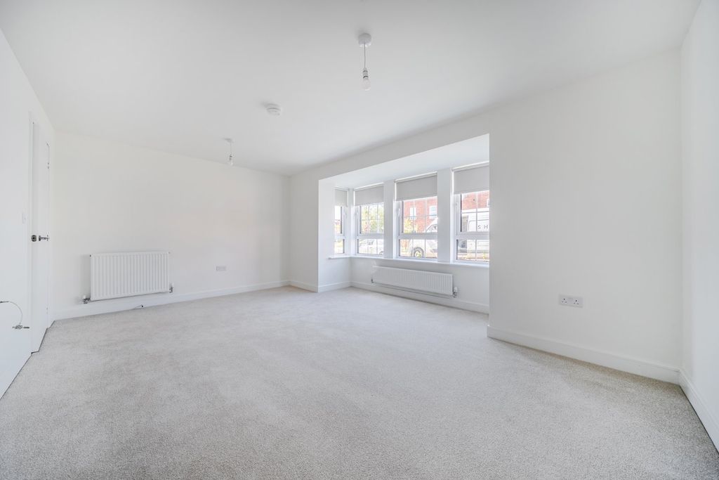 Property photo 2 of 16 Picture No. 03