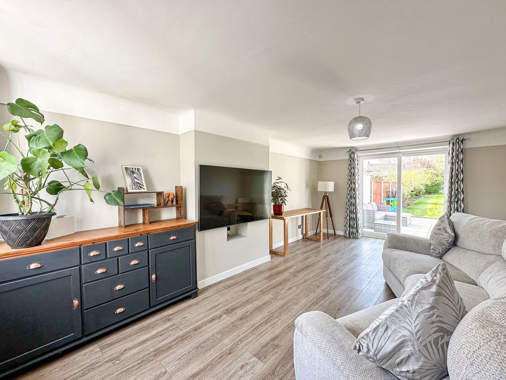 Property photo 3 of 21