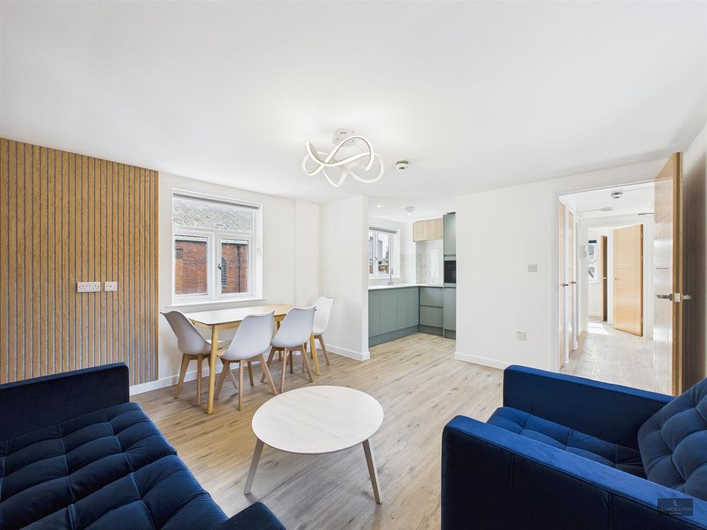 Property photo 1 of 8 Cam02887G0-Pr0527-Still006.Jpg