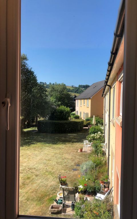 Property photo 3 of 12