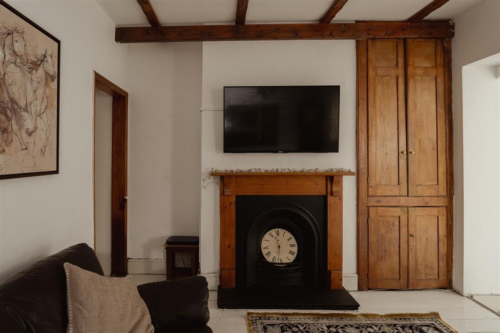 Property photo 3 of 20 13.Jpg