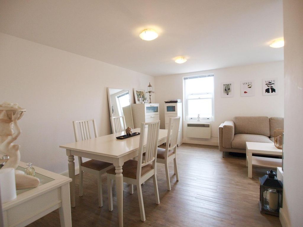 Property photo 2 of 7 Dining Room