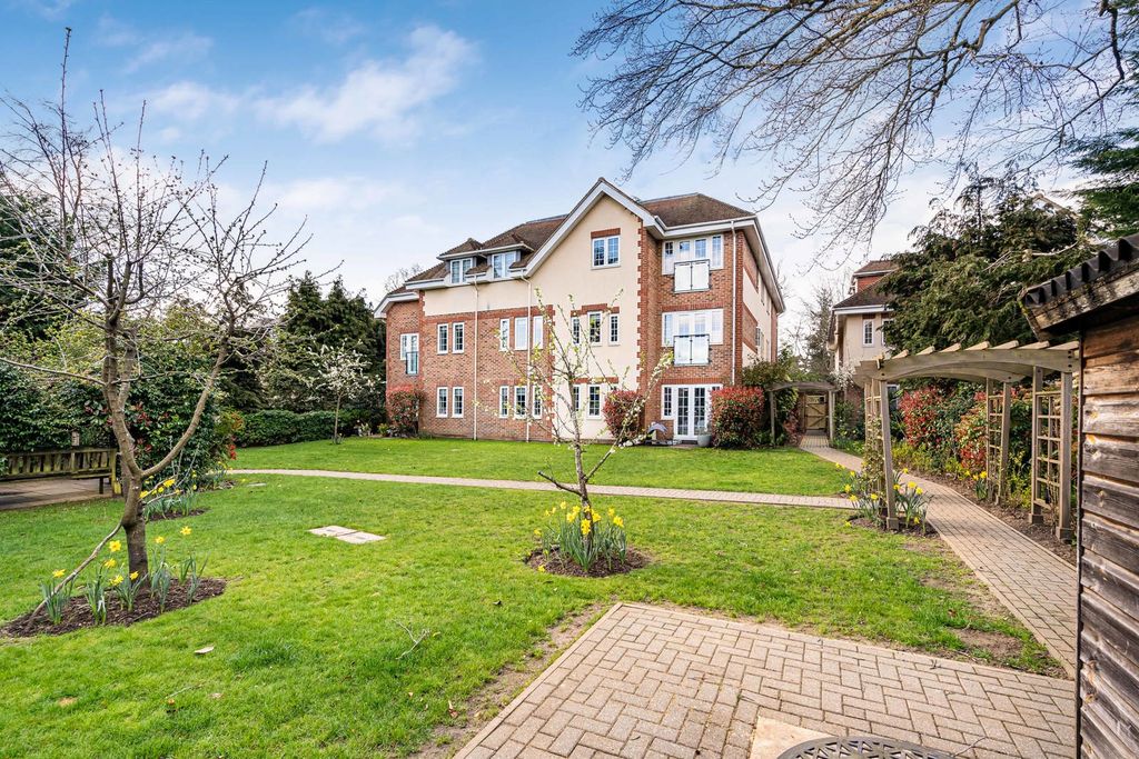 Property photo 2 of 24 Exterior