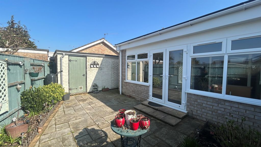 Property photo 2 of 11