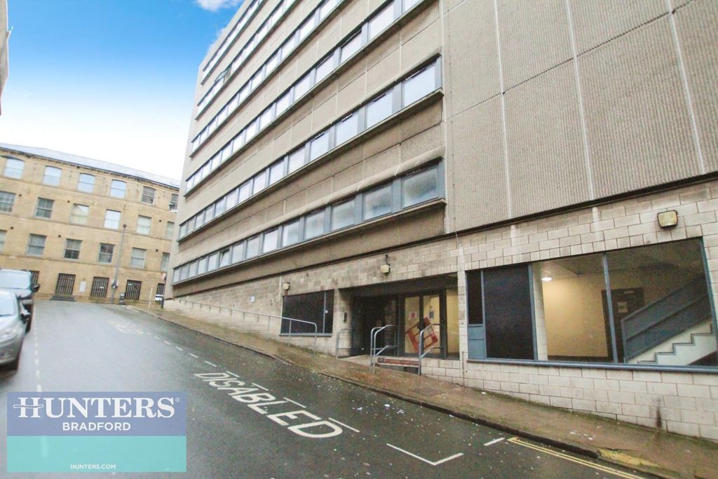 Property photo 3 of 9 External 2.Jpg