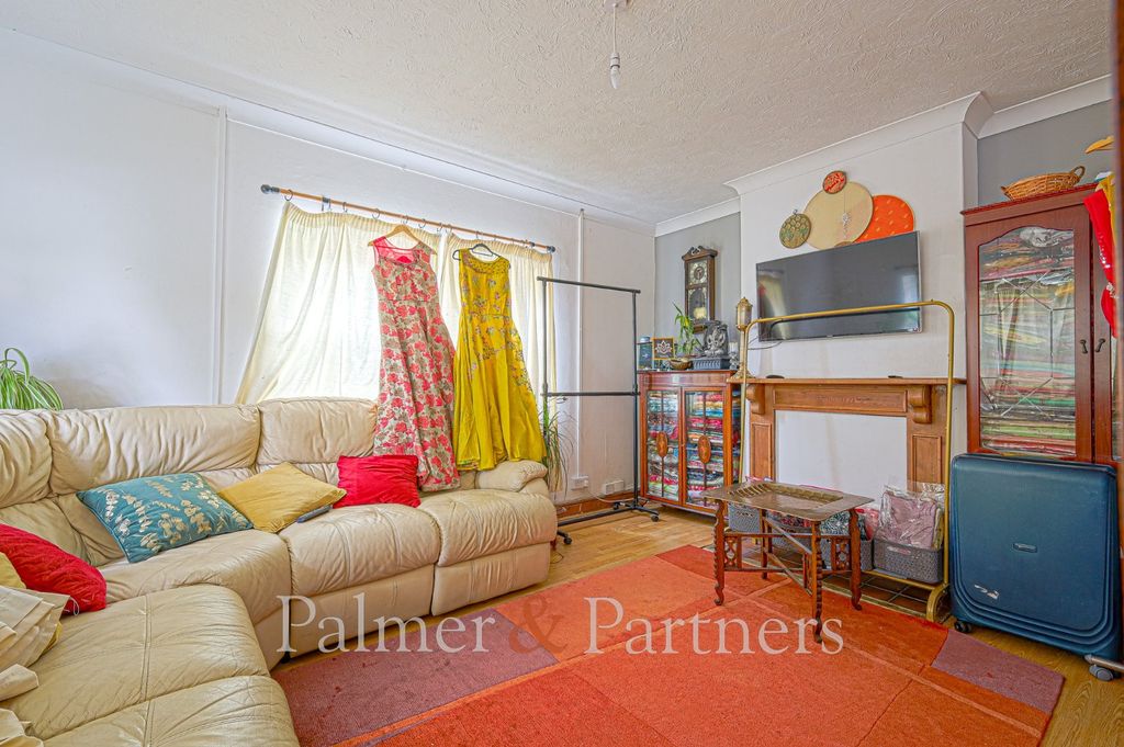 Property photo 3 of 8 Picture No. 07