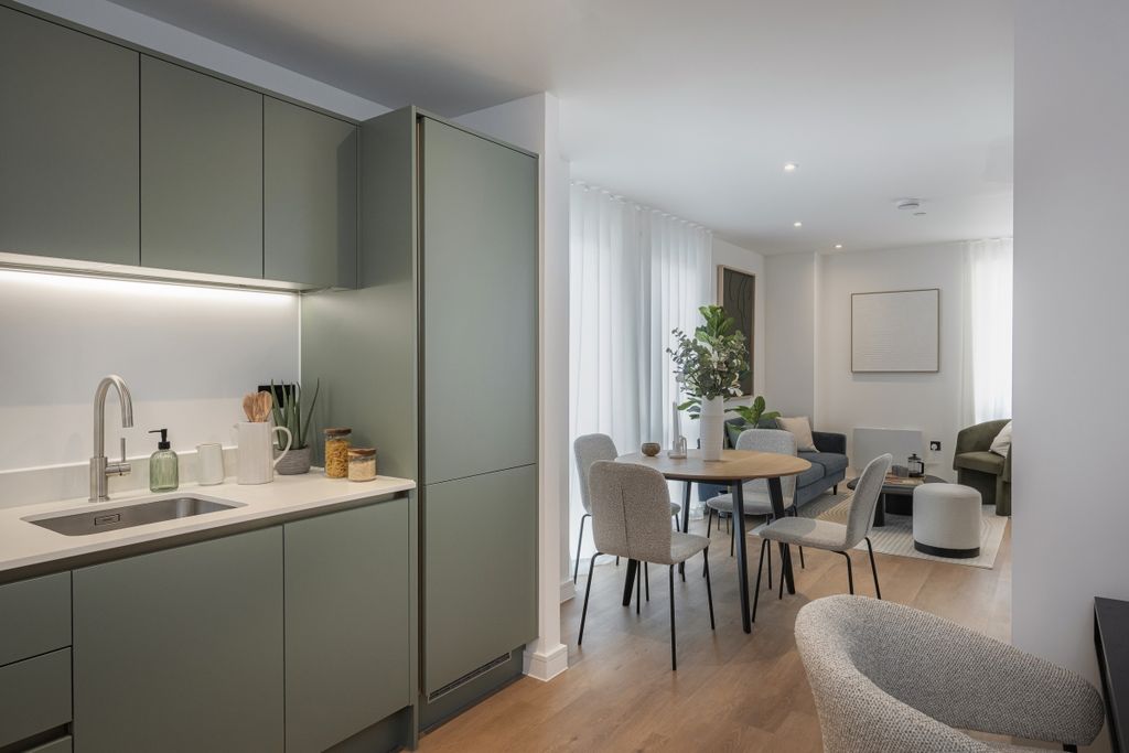 Property photo 1 of 14 19