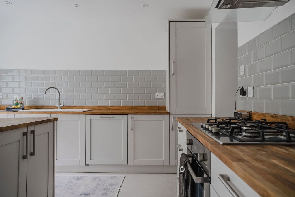 Additional image 22 of 4 bed semi-detached house for saleWest Cliff Road, Ramsgate CT11