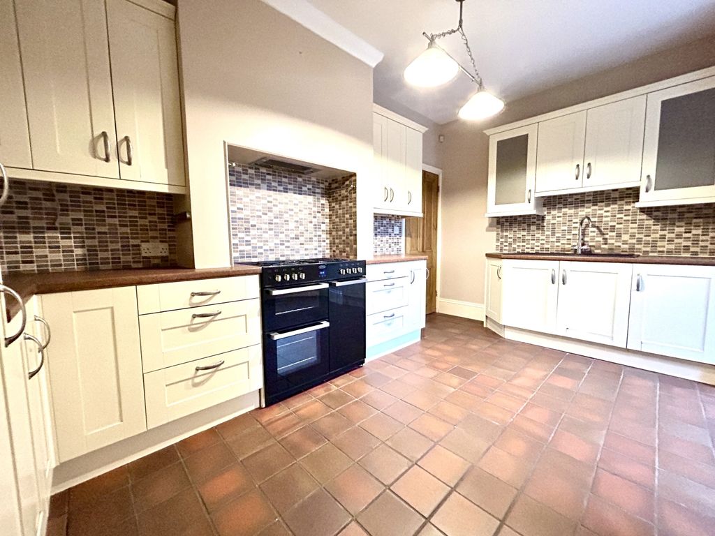 Property photo 3 of 14 Img_4541