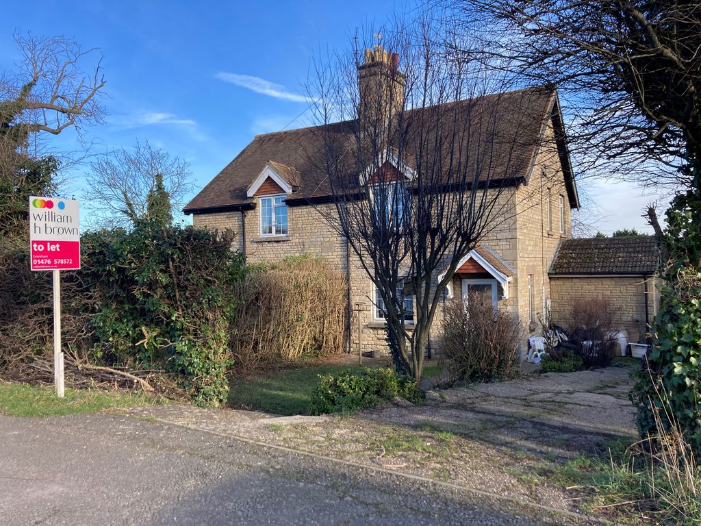 Property photo 1 of 18 Image