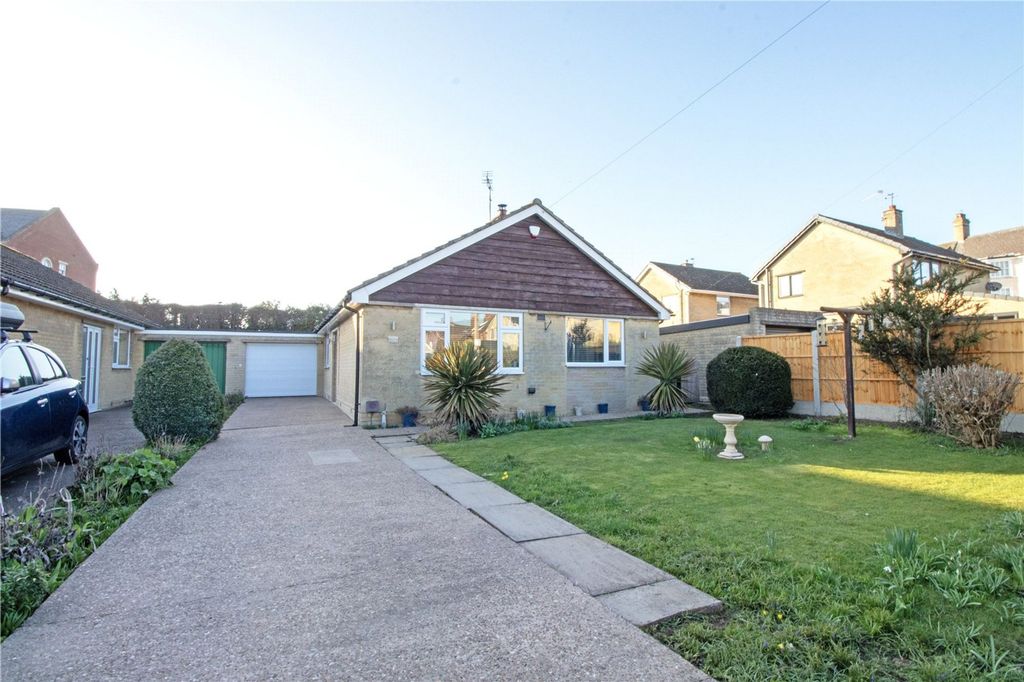 Property photo 1 of 21