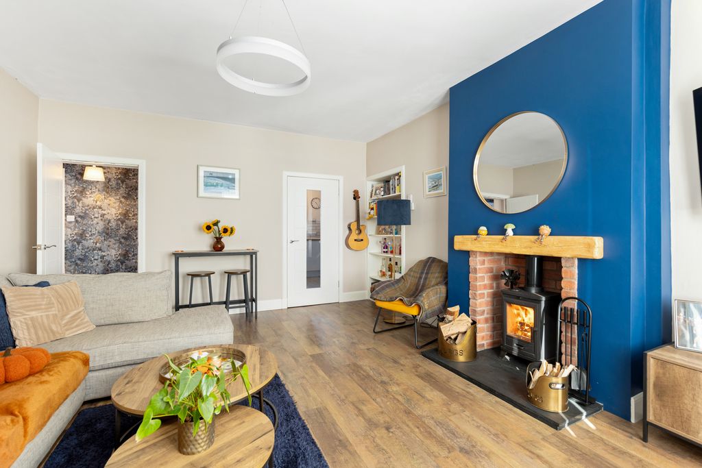 Property photo 2 of 14 Property Image 2