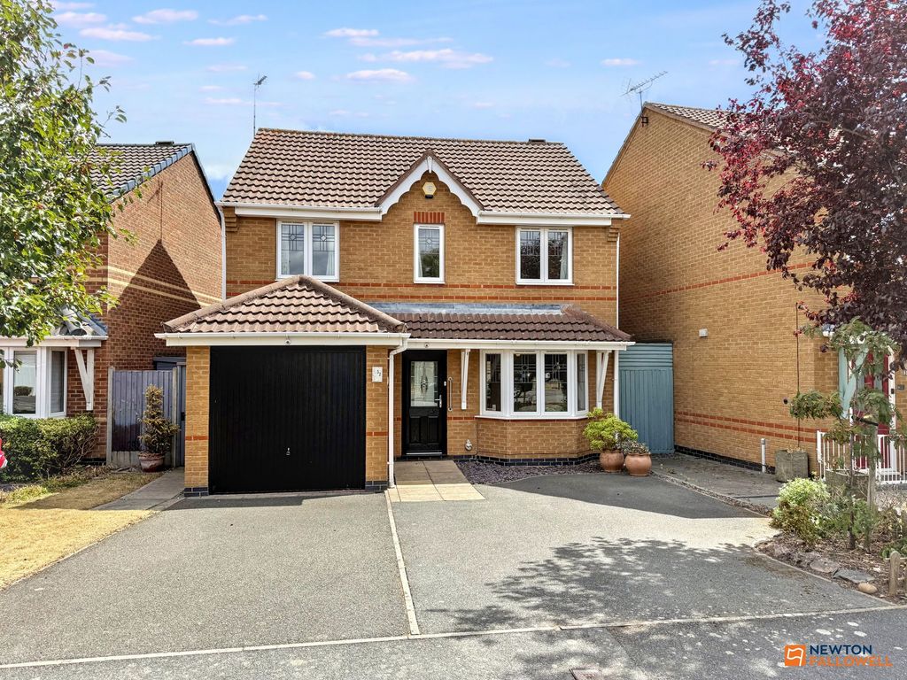 Property photo 1 of 33