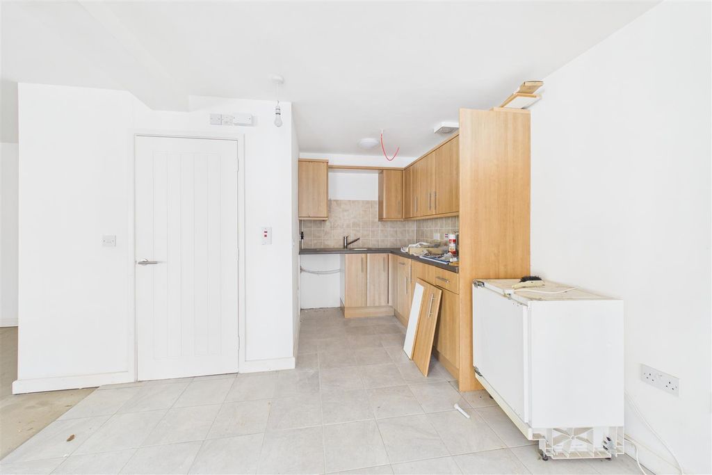 Additional image 24 of 4 bed flat for saleHighridge Road, Bishopsworth, Bristol BS13