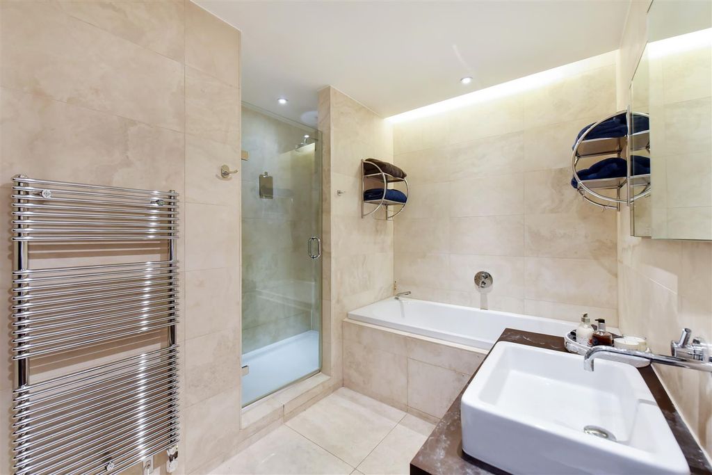 Property photo 3 of 10 Flat 1  4 Connaught Place (3).Jpg
