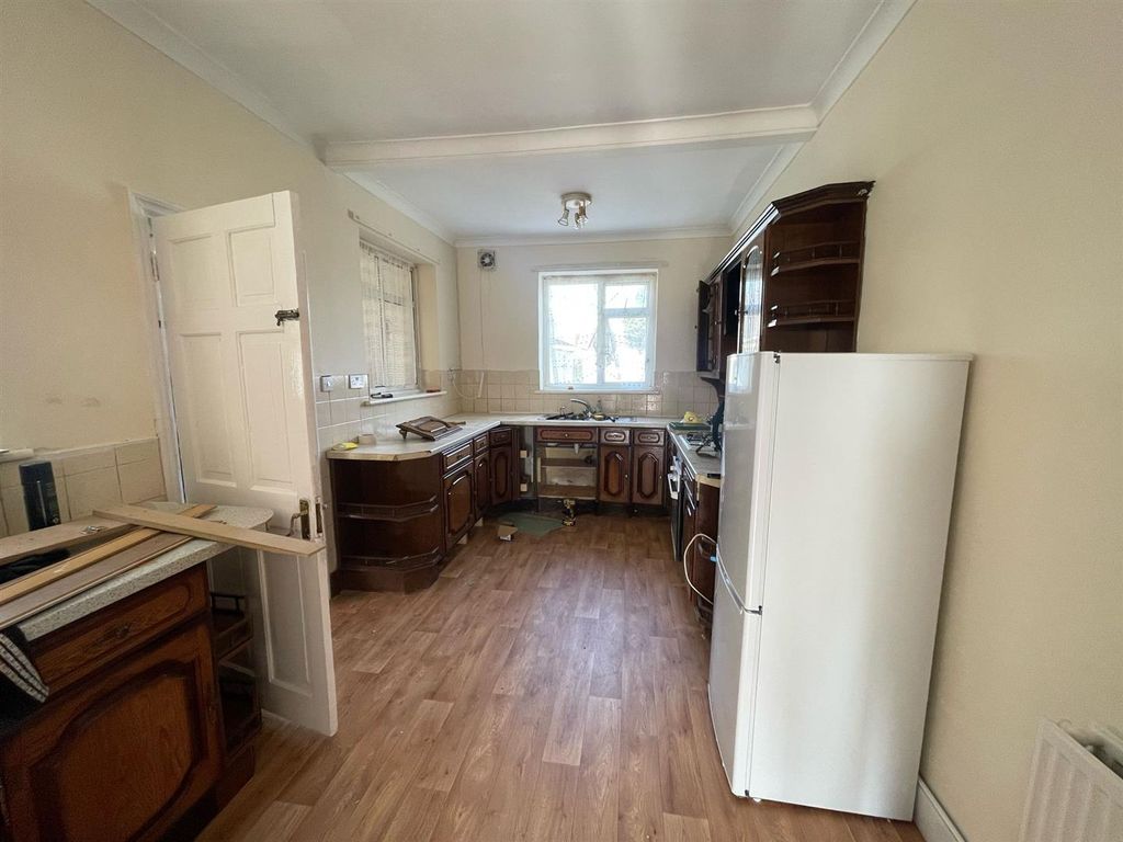 Property photo 2 of 7 Gallery