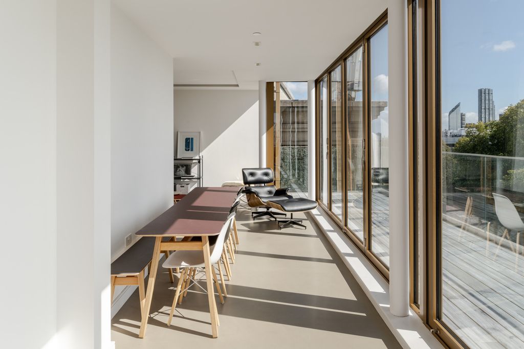Property photo 3 of 26 311229 - 20250915-Tmh-Pentonville-Rd_66-3_Hi_Res.Jpg
