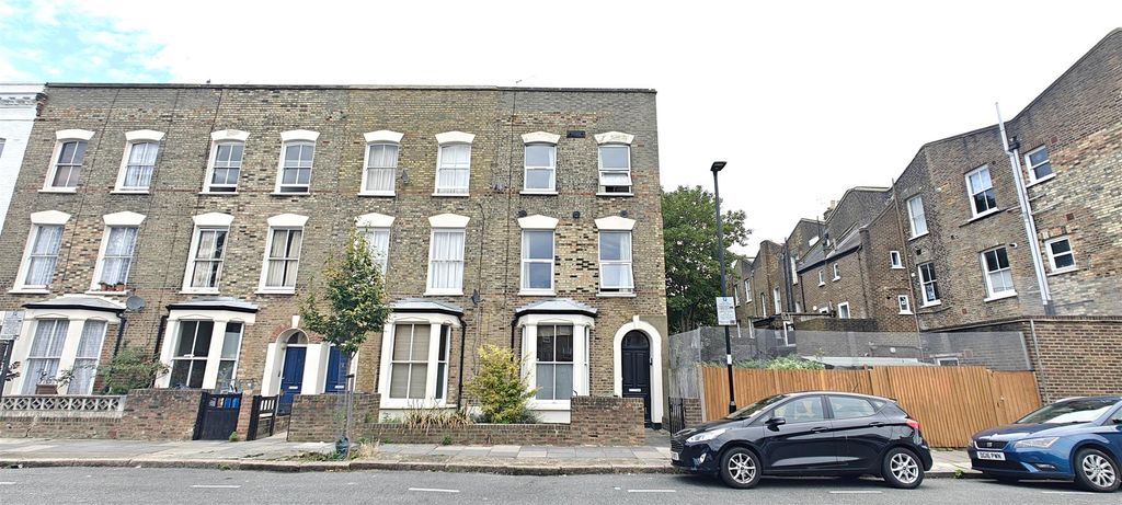 Property photo 1 of 23