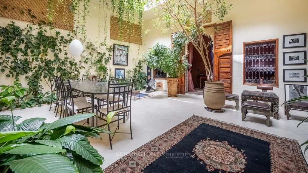 Property photo 1 of 26