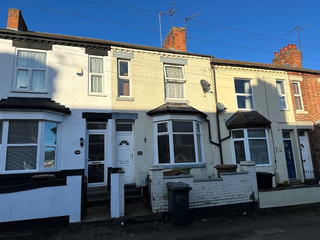Property photo 2 of 12