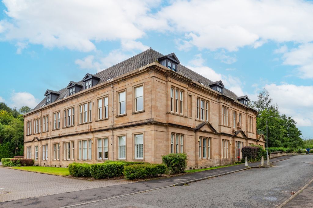 Property photo 1 of 21 10 The Counting House Paisley Pa1 2Nu L-43