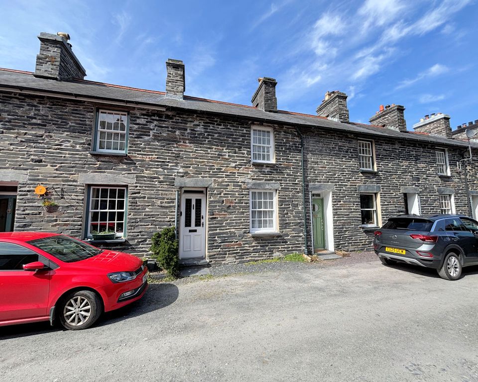 Property photo 3 of 32