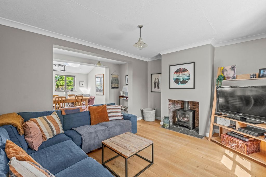 Property photo 3 of 16