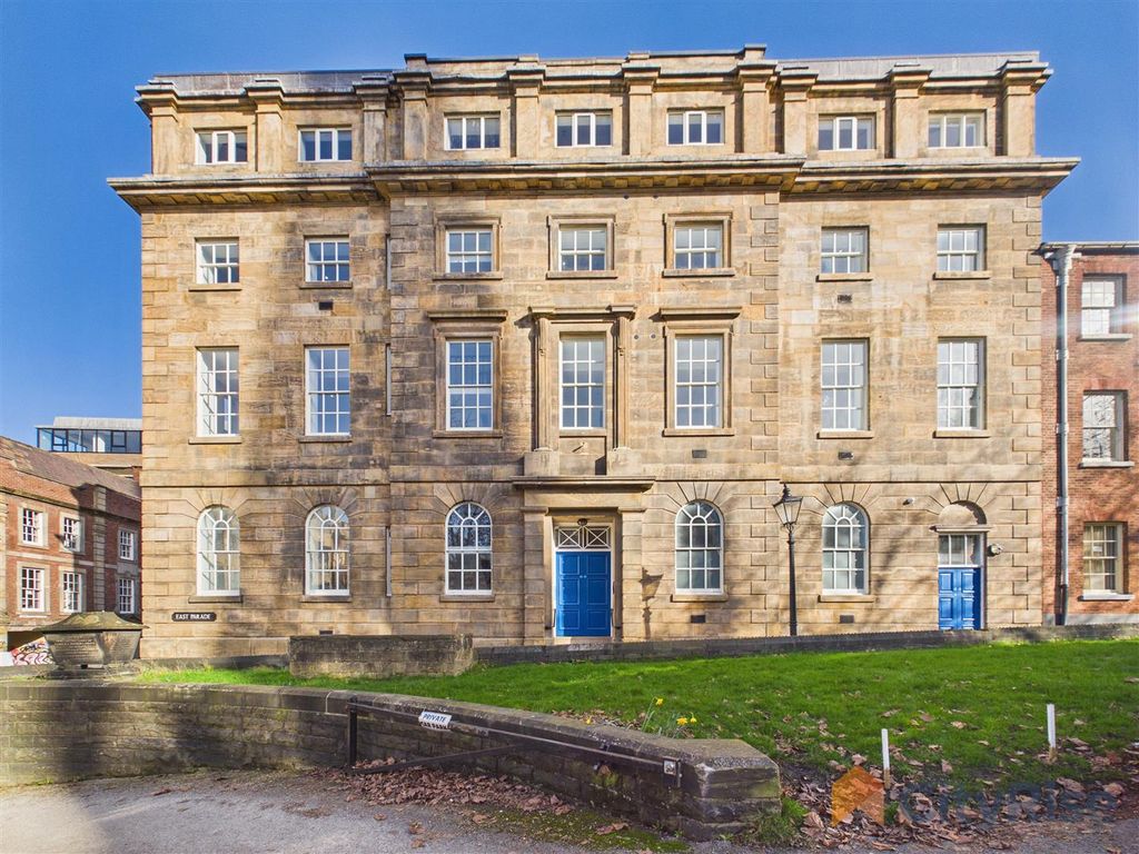 Property photo 3 of 13